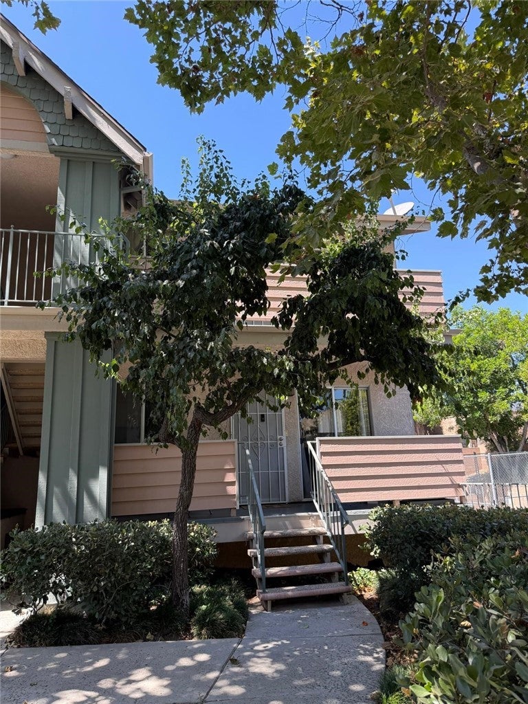 Photo of Listing #SR25198533