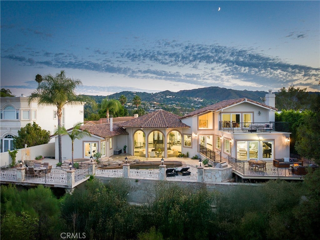 Photo of Listing #SR25198054