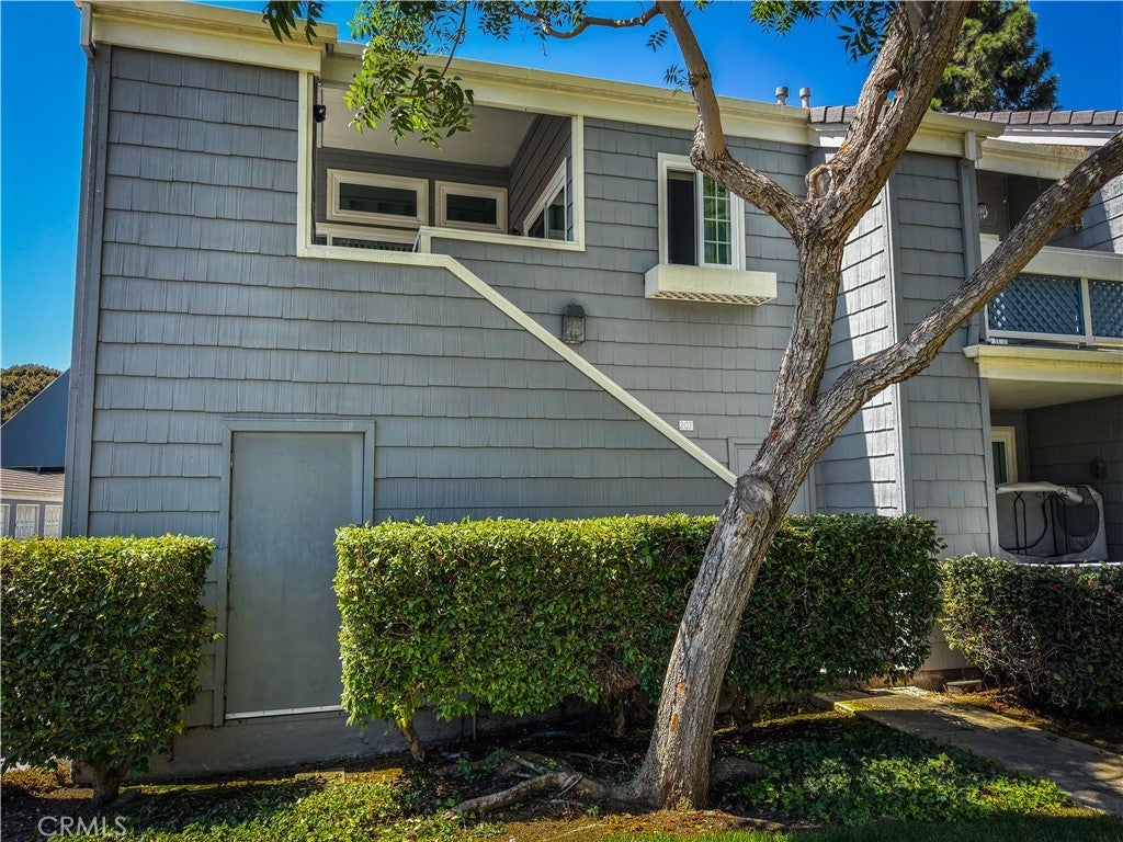 Photo of Listing #OC25197641