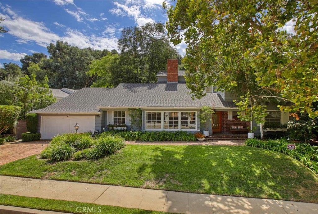 Photo of Listing #SR25198106