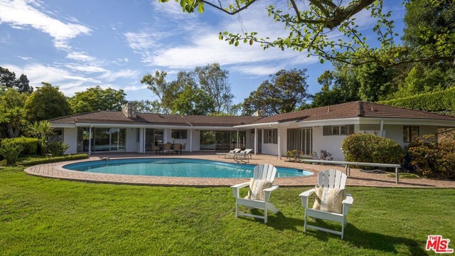 5 Caballeros Road, Rolling Hills.