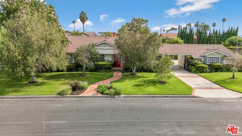 Photo of Listing #25586831