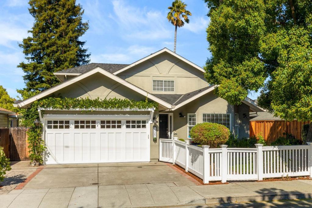 Photo of Listing #ML82020200