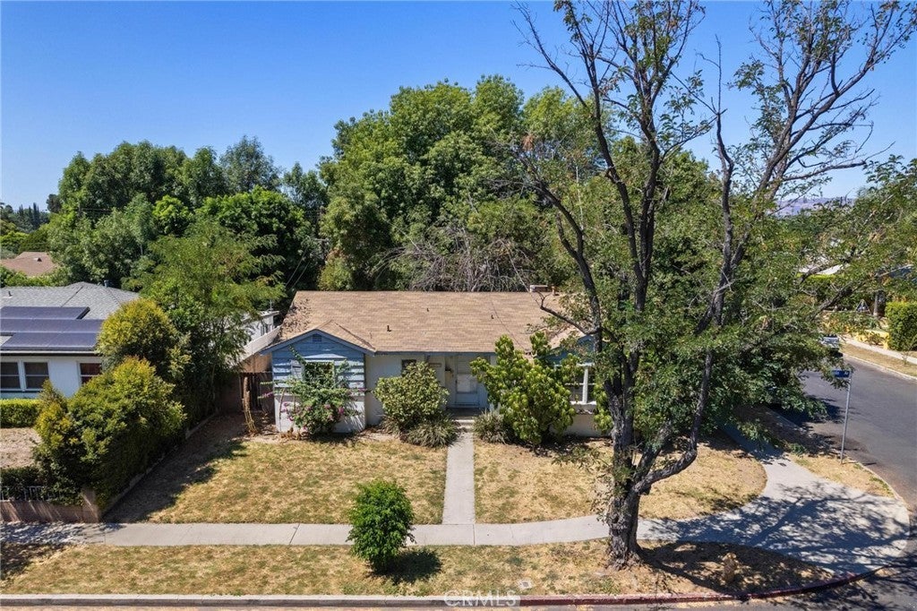 Photo of Listing #SR25197256