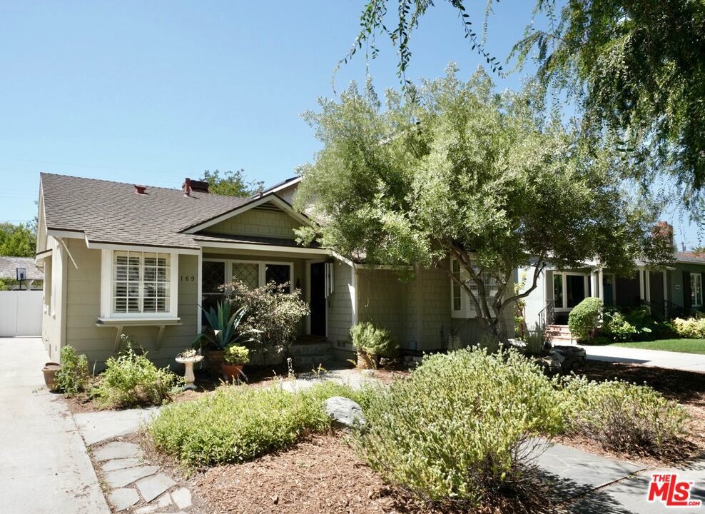 Photo of Listing #25587321