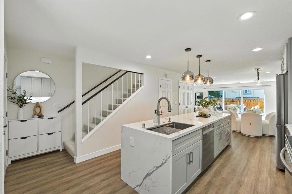 Photo of Listing #ML82020213