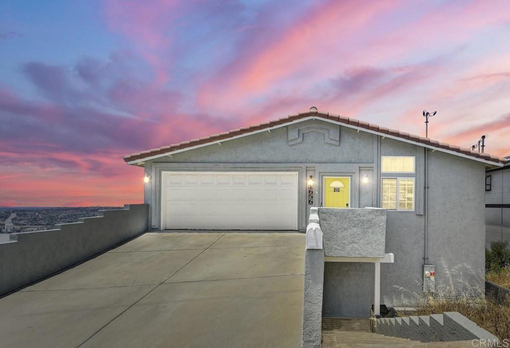 Photo of Listing #PTP2506763