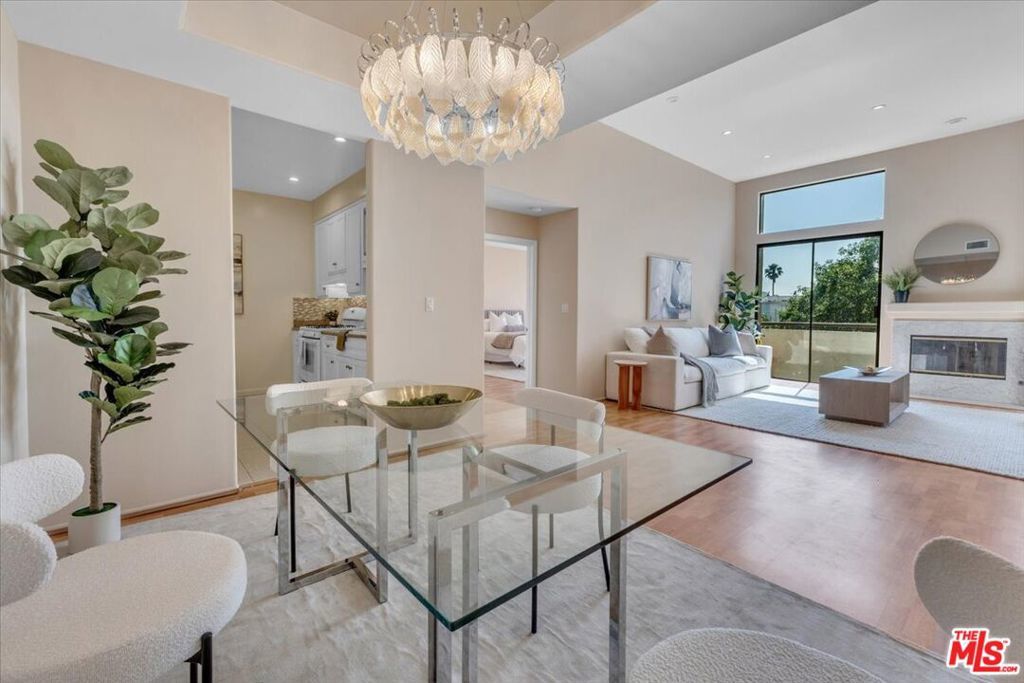 Photo of Listing #25587123