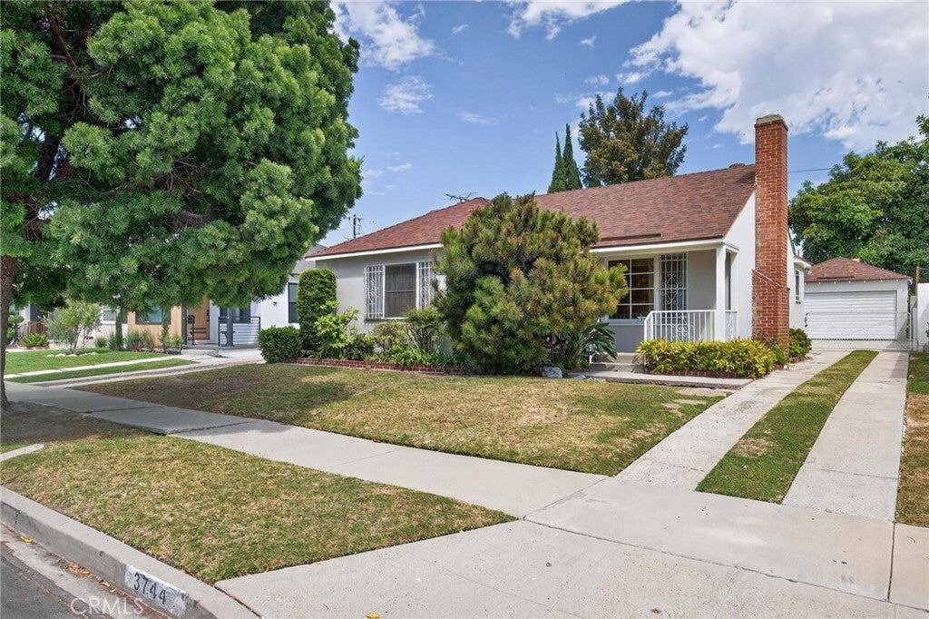 Photo of Listing #SB25192733