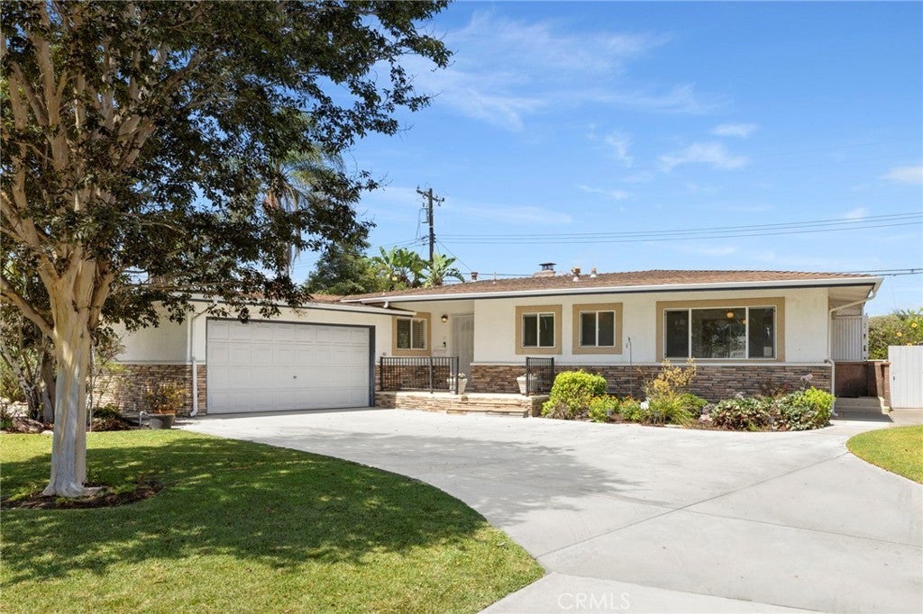 Photo of Listing #PW25199086