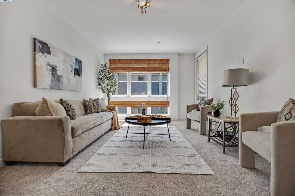 Photo of Listing #41110370