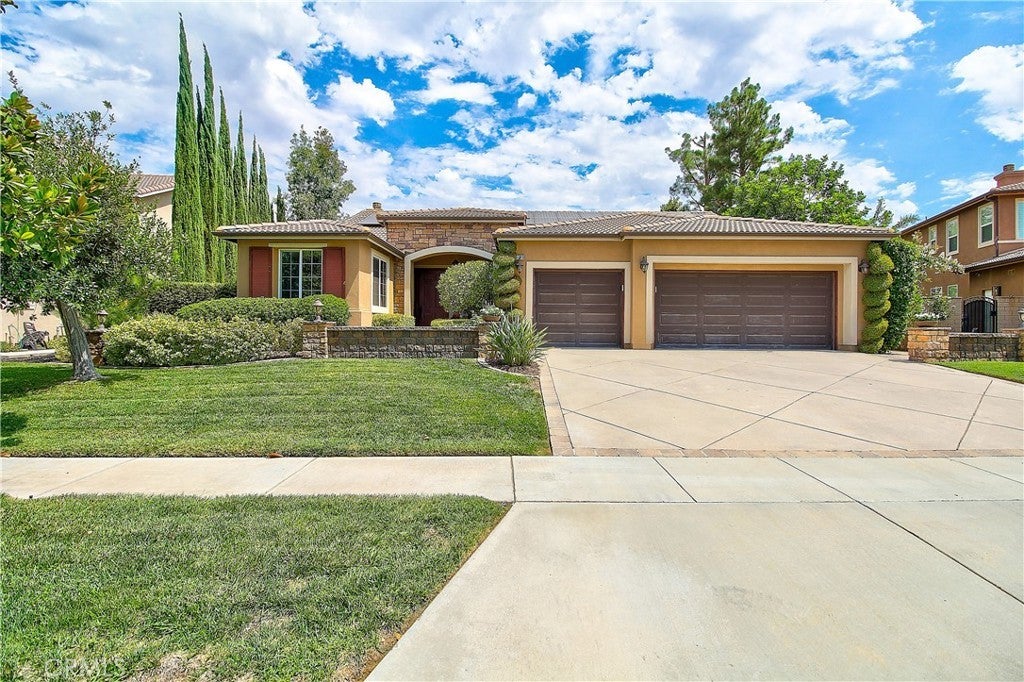 Photo of Listing #PW25193540