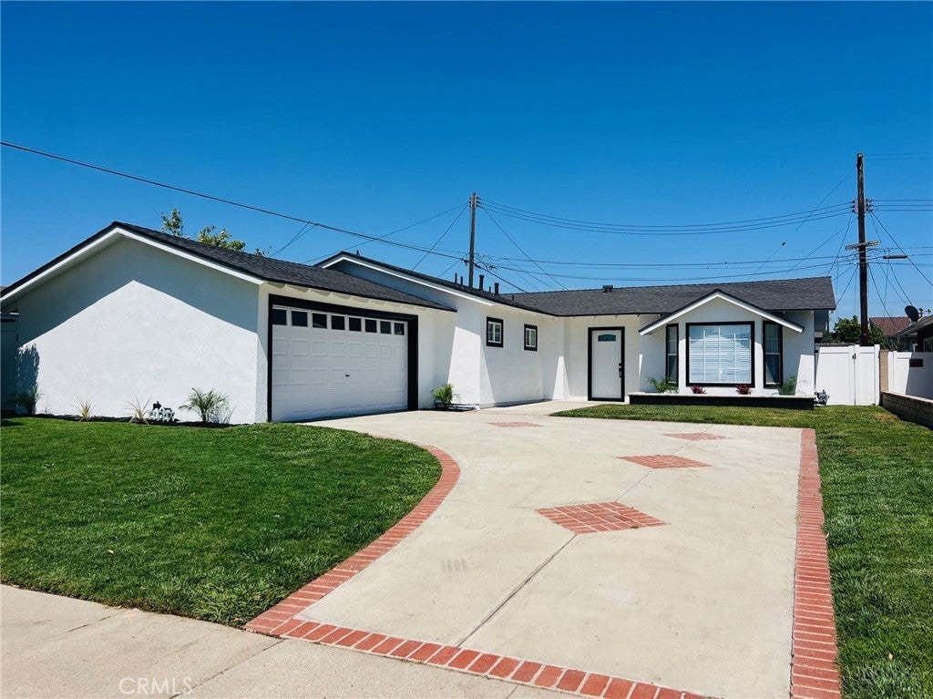 Photo of Listing #OC25198156