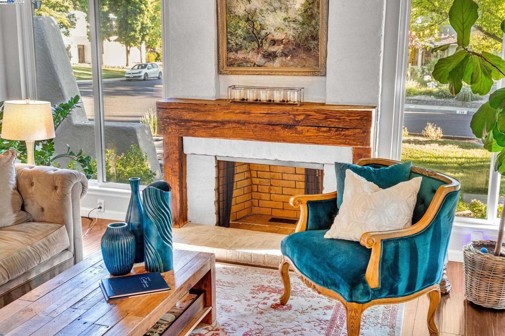 Photo of Listing #41110390