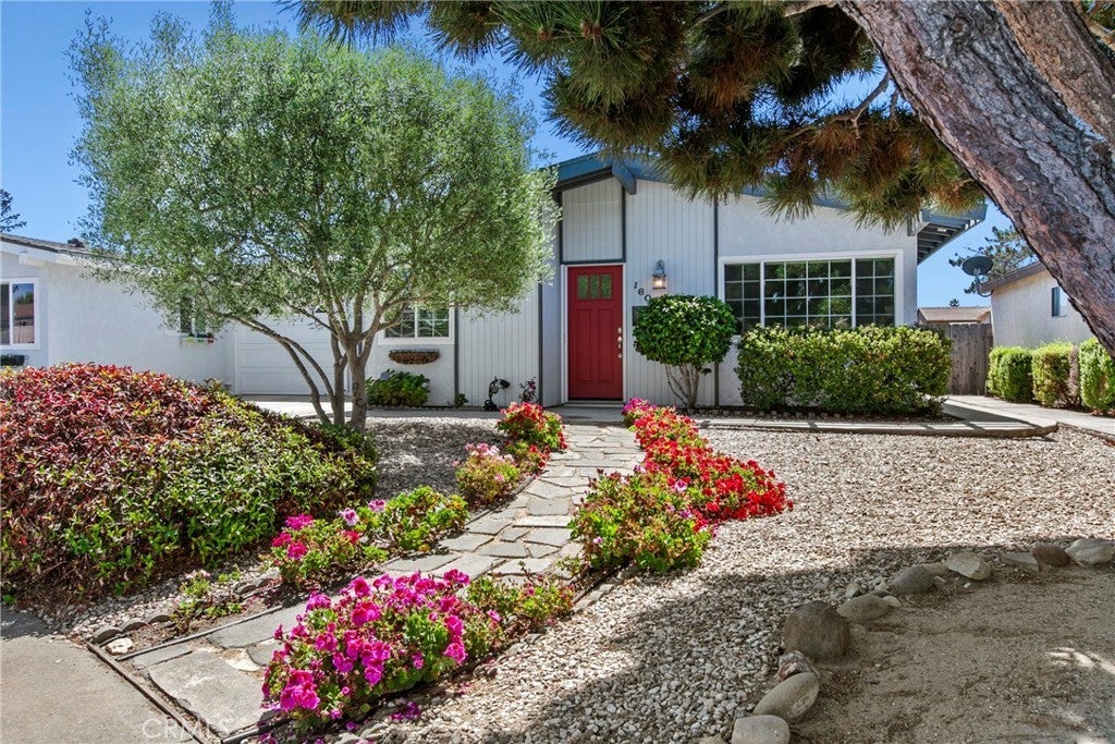 Photo of Listing #PI25198390