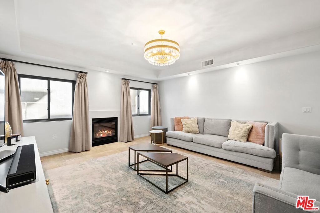 Photo of Listing #25568833