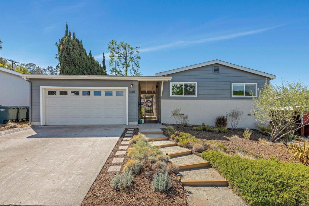 Photo of Listing #PTP2506780