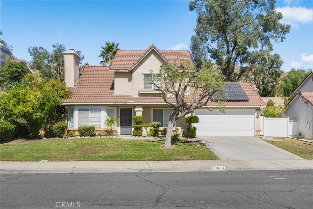 Photo of Listing #IV25199623