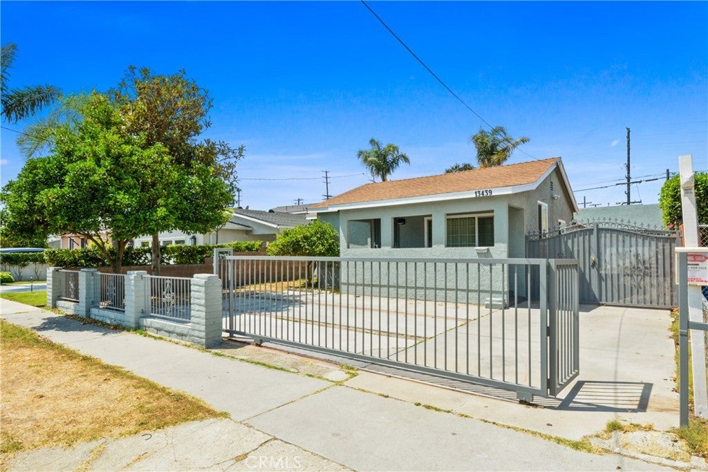 Photo of Listing #SB25199642