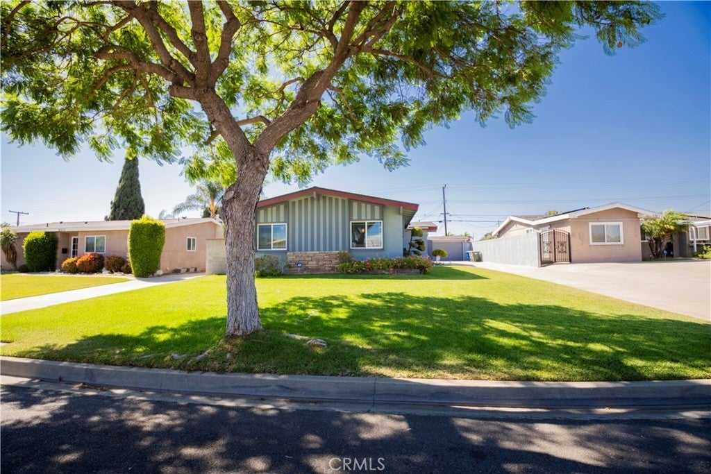 Photo of Listing #RS25196549