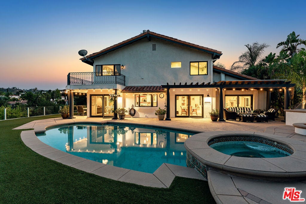 Photo of Listing #25583459