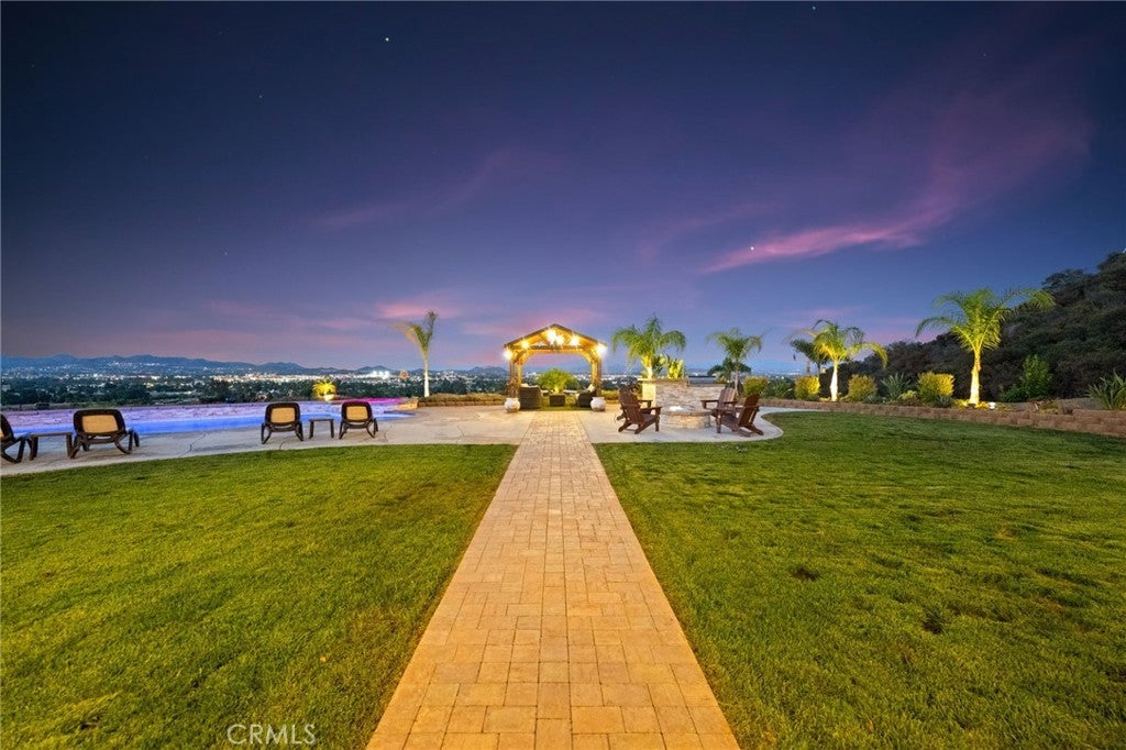 Photo of Listing #SW25197177