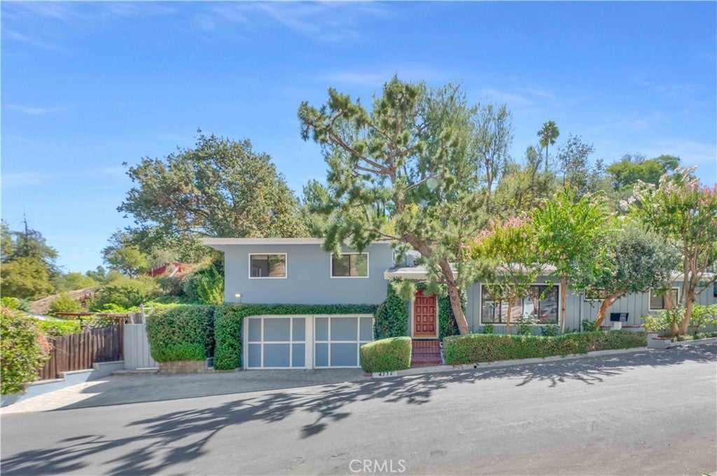 Photo of Listing #SR25199279