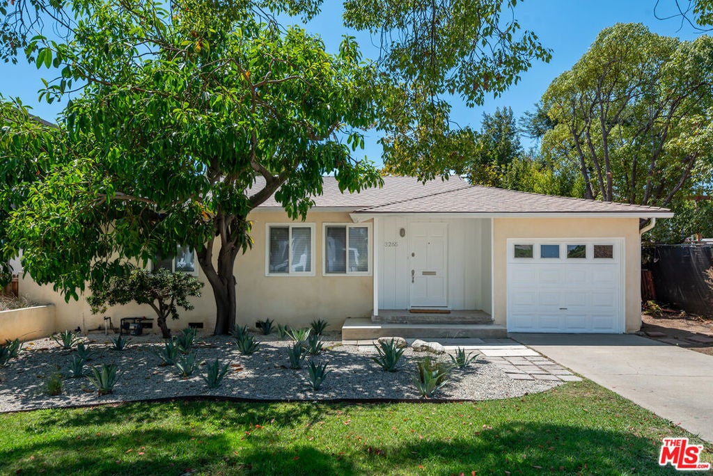 Photo of Listing #25586301