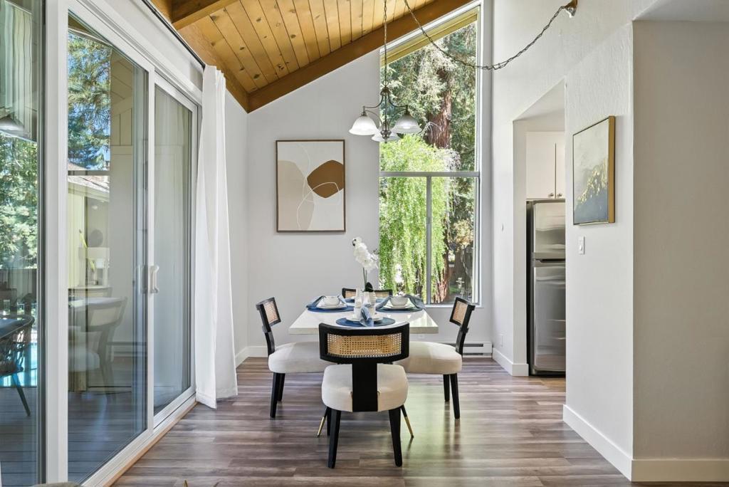 Photo of Listing #ML82020415