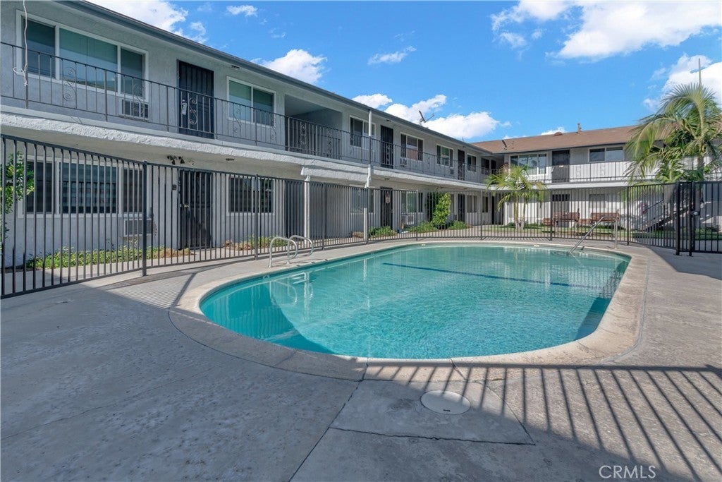 Photo of Listing #DW25199403