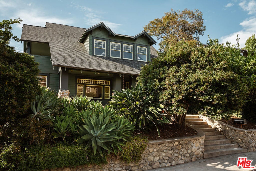 Photo of Listing #25556681