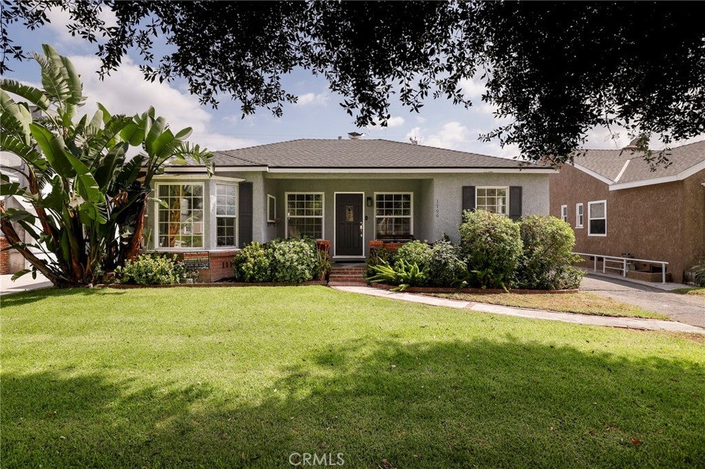 Photo of Listing #SR25198019