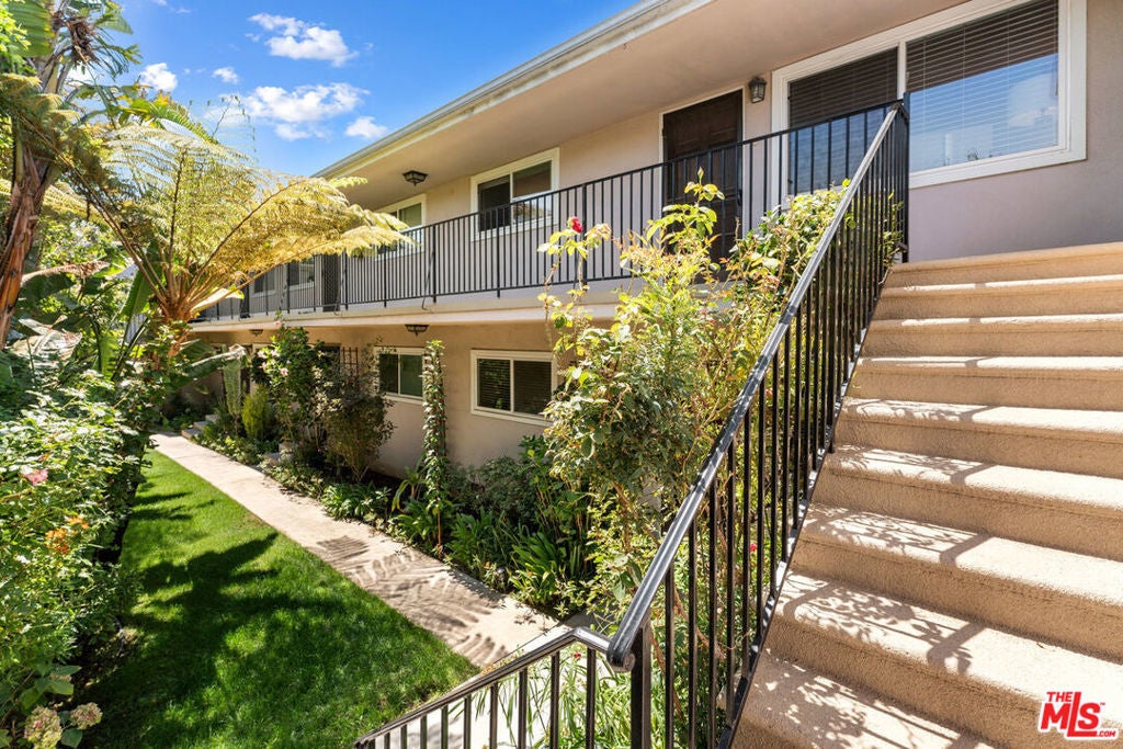 Photo of Listing #25588049