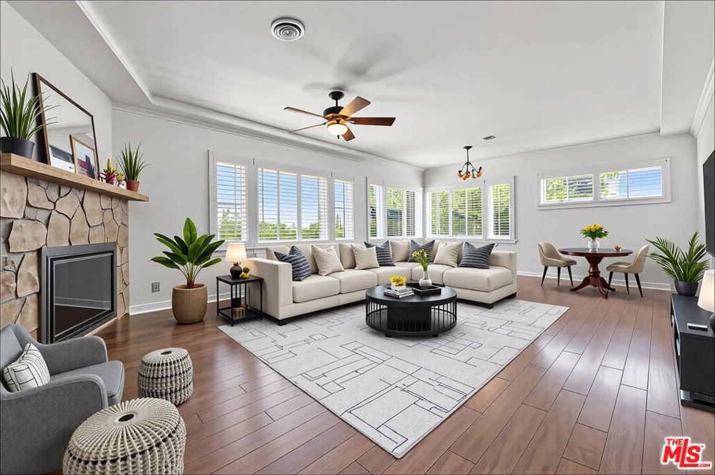 Photo of Listing #25588149