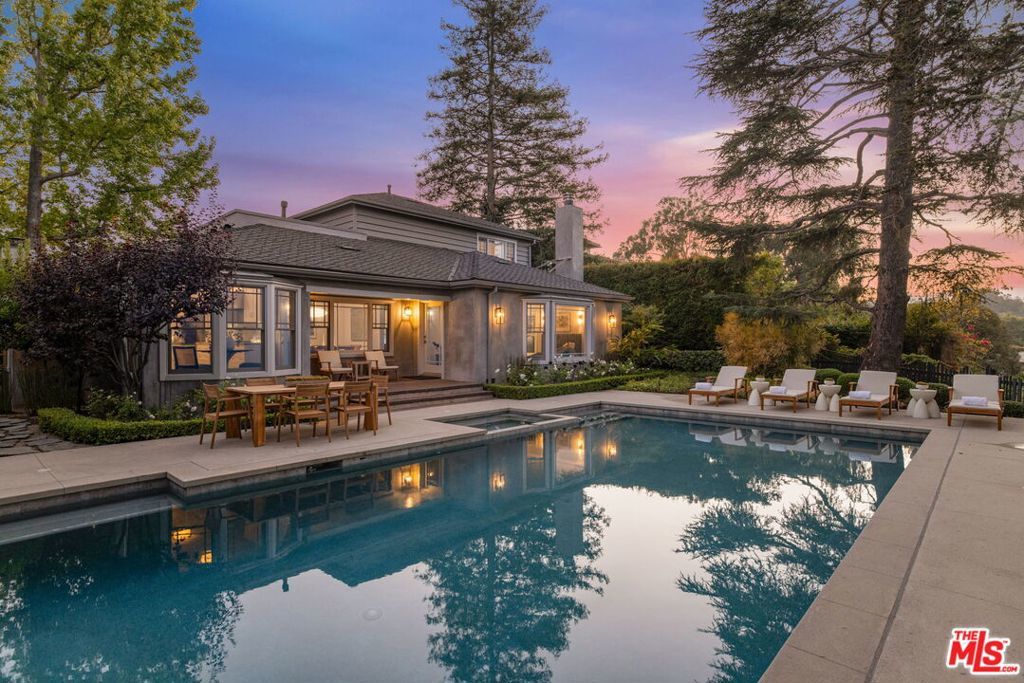 Photo of Listing #25588099