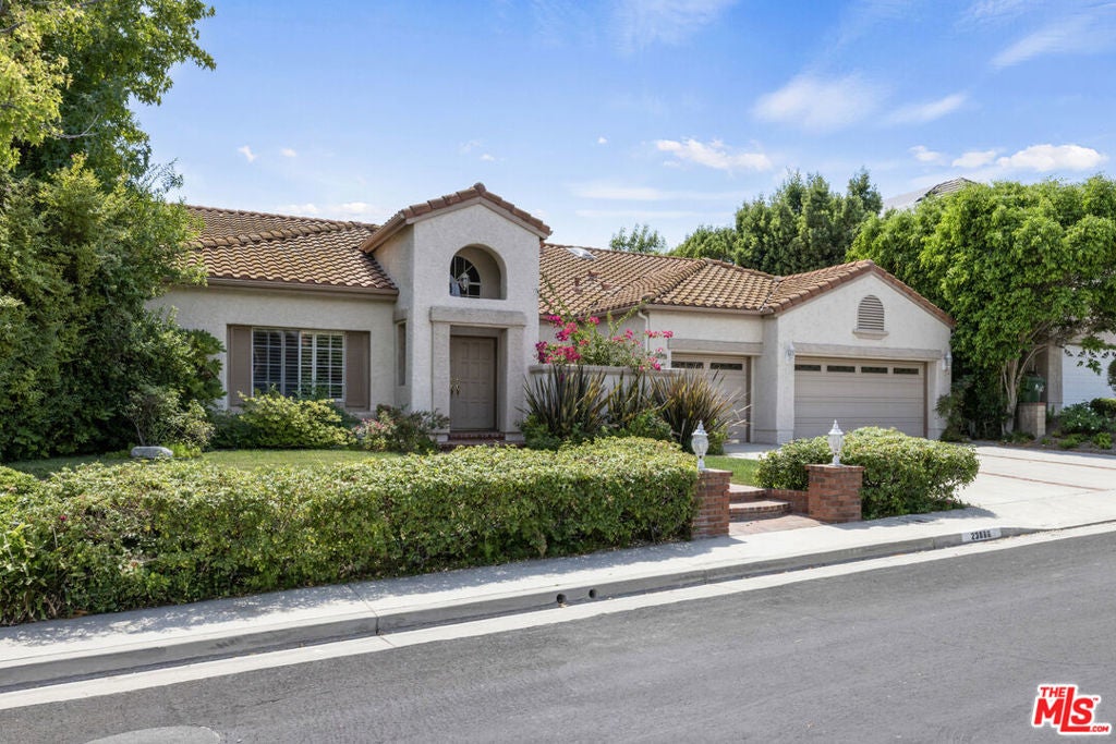 Photo of Listing #25582961