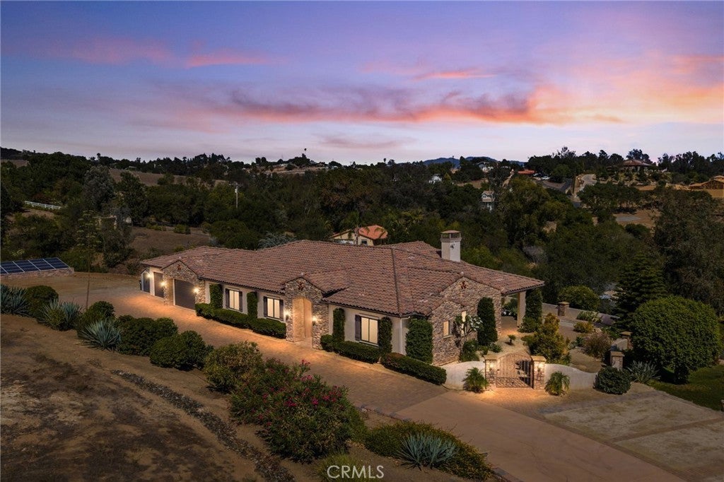 Photo of Listing #PW25199181