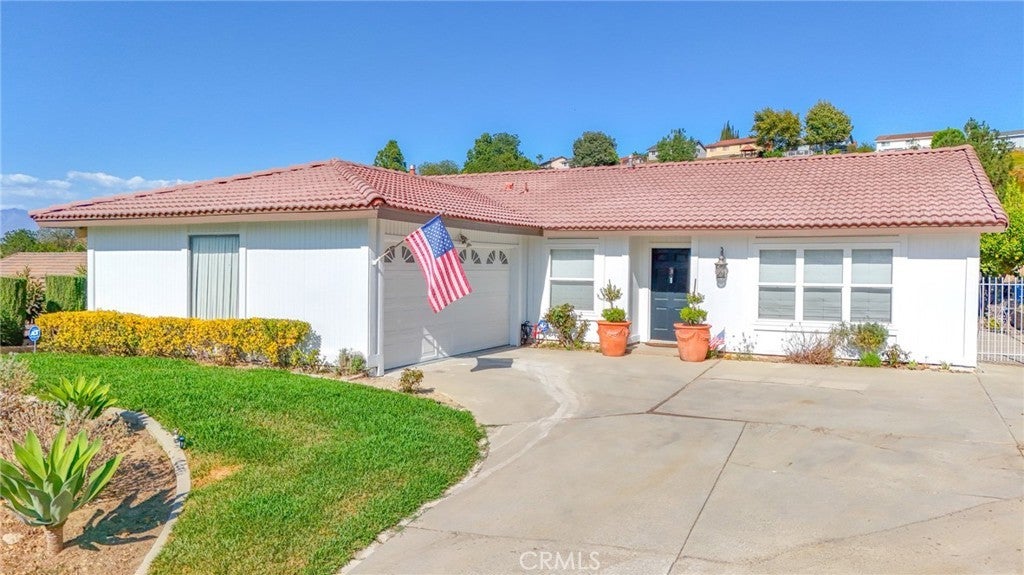 Photo of Listing #PW25200100