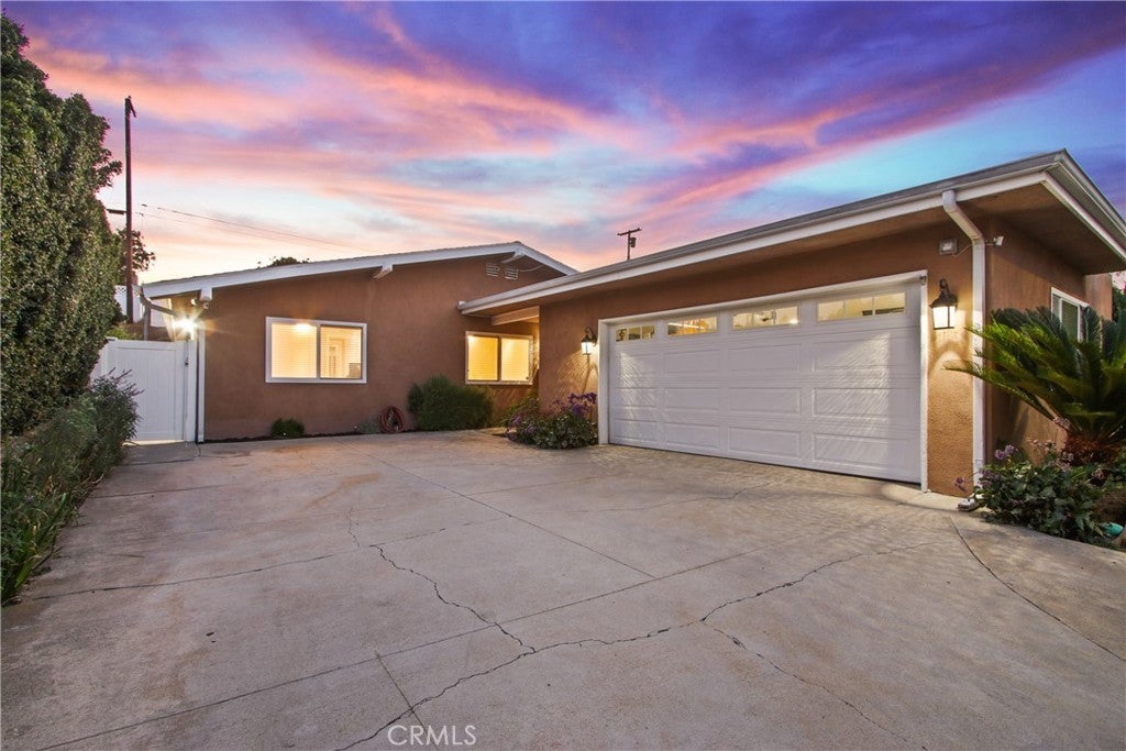 Photo of Listing #SB25198006