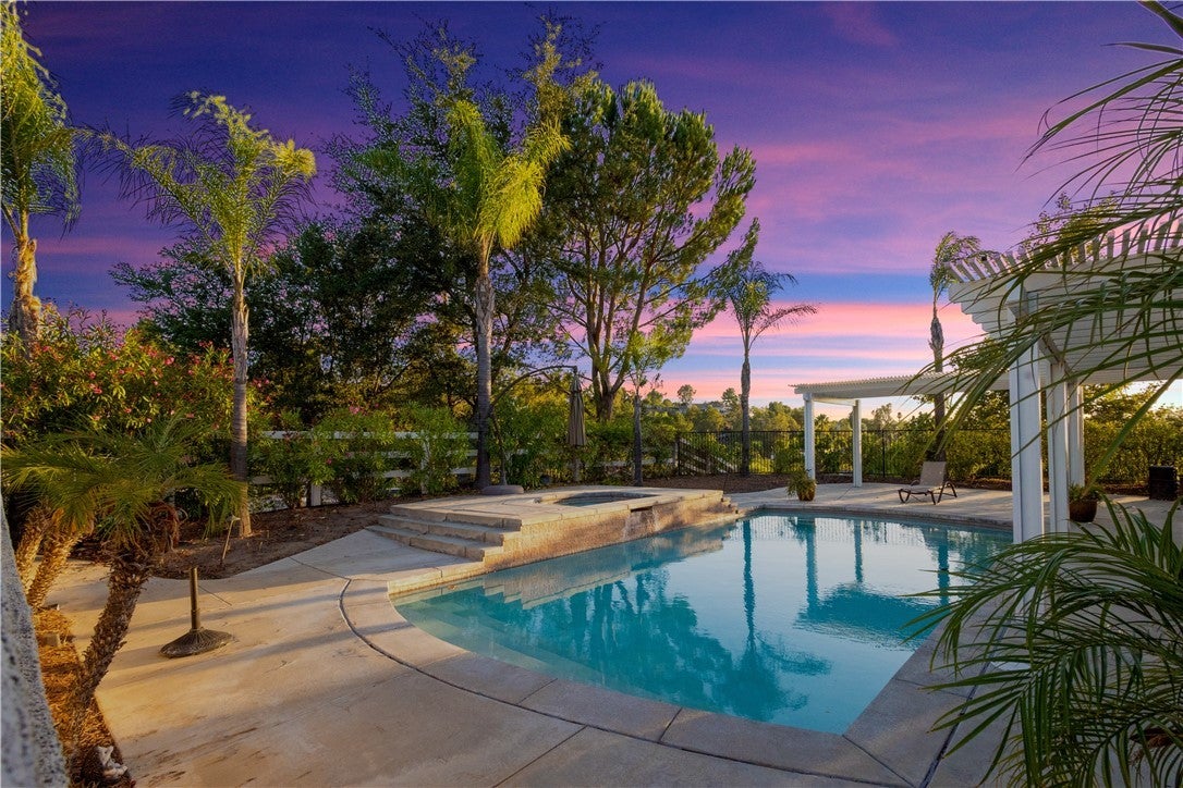 Photo of Listing #SW25199110