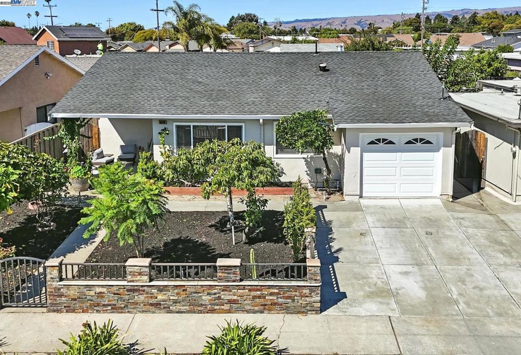 Photo of Listing #41110646