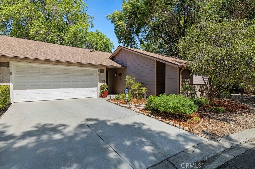 Photo of Listing #SR25200537