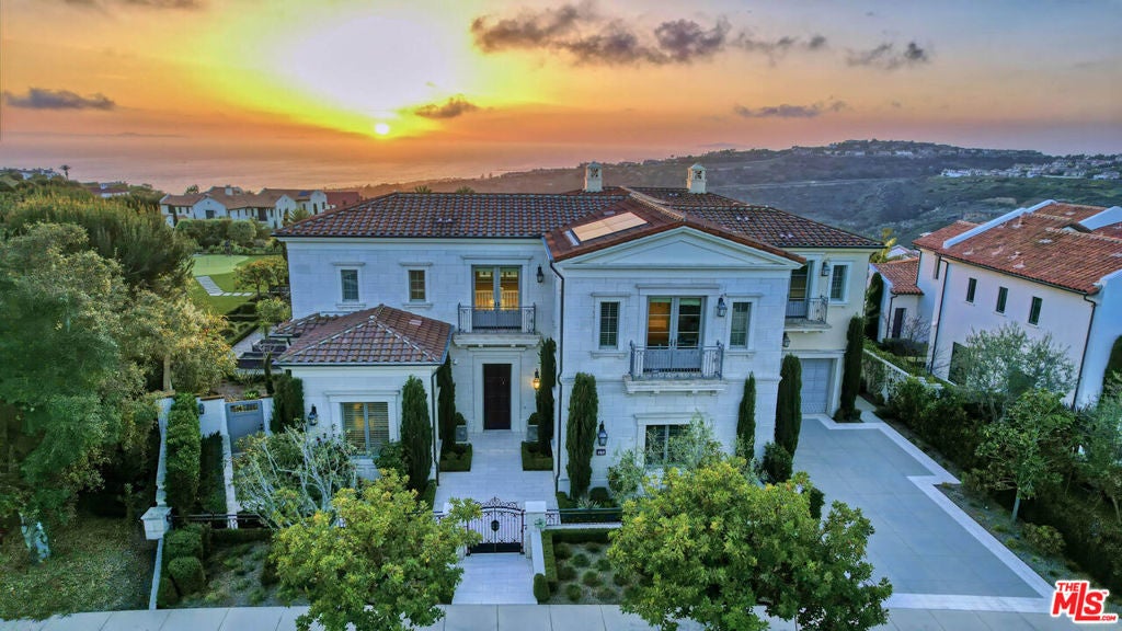 Photo of Listing #25588283