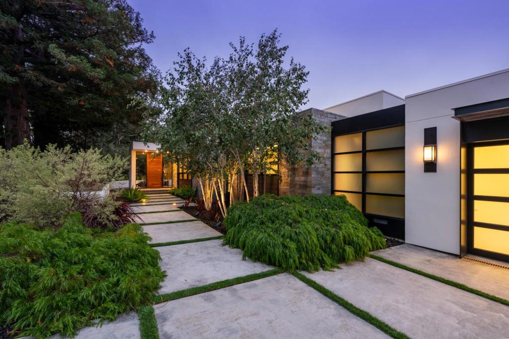 Photo of Listing #ML82020625