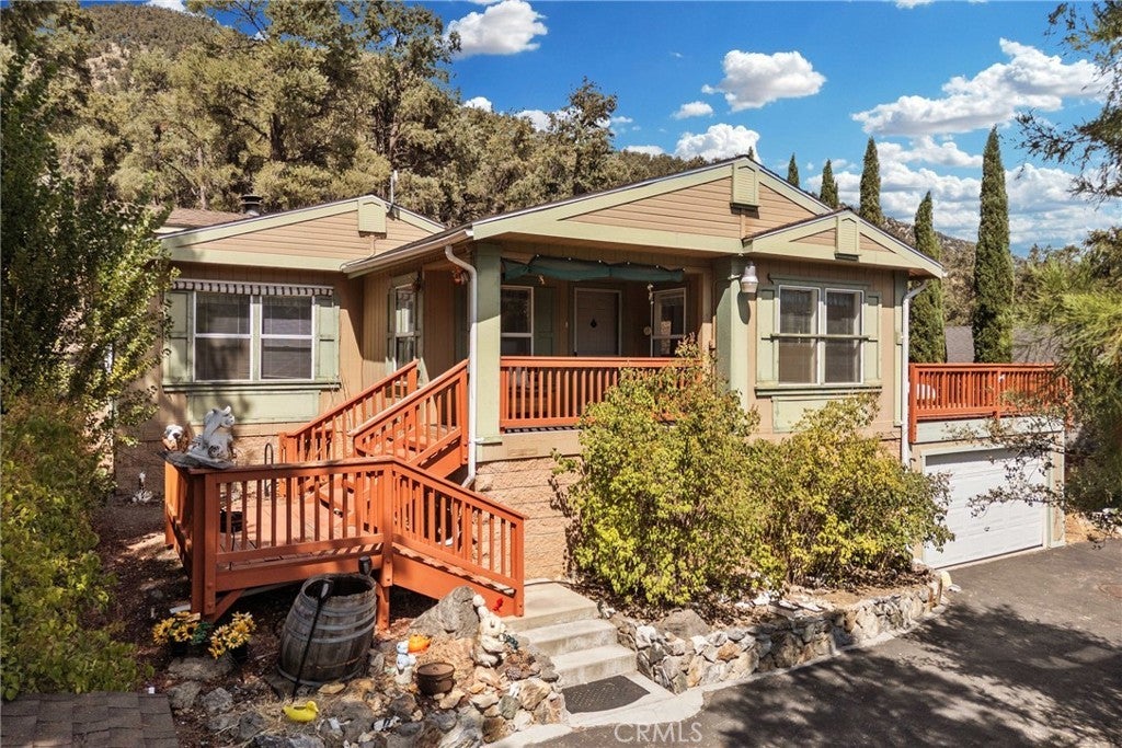 Photo of Listing #SR25200925