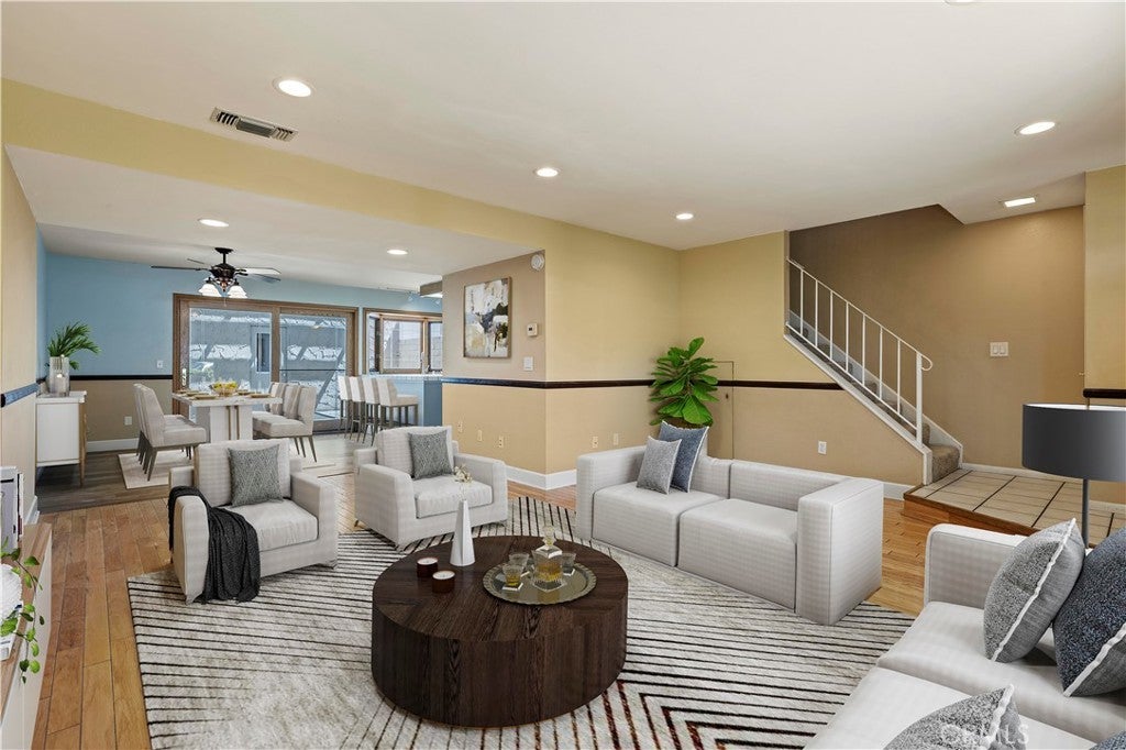 Photo of Listing #SR25200029