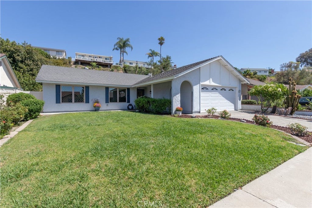 Photo of Listing #OC25200030