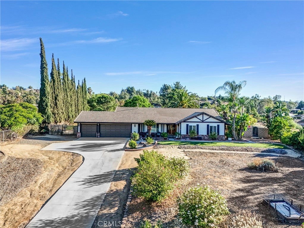 Photo of Listing #IV25201501