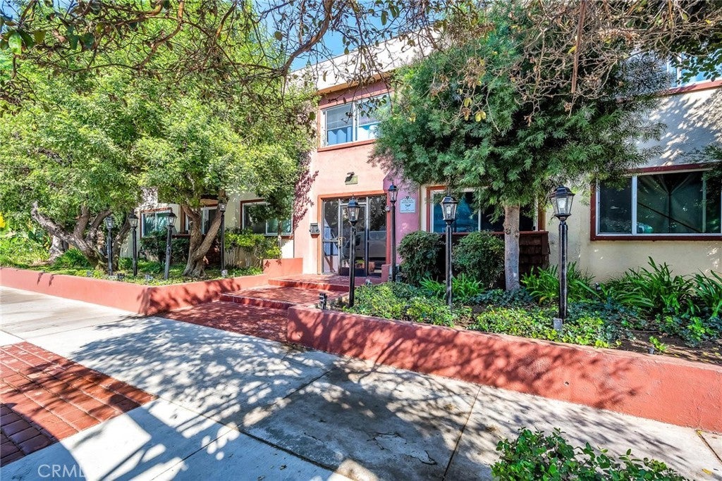 Photo of Listing #SR25200351