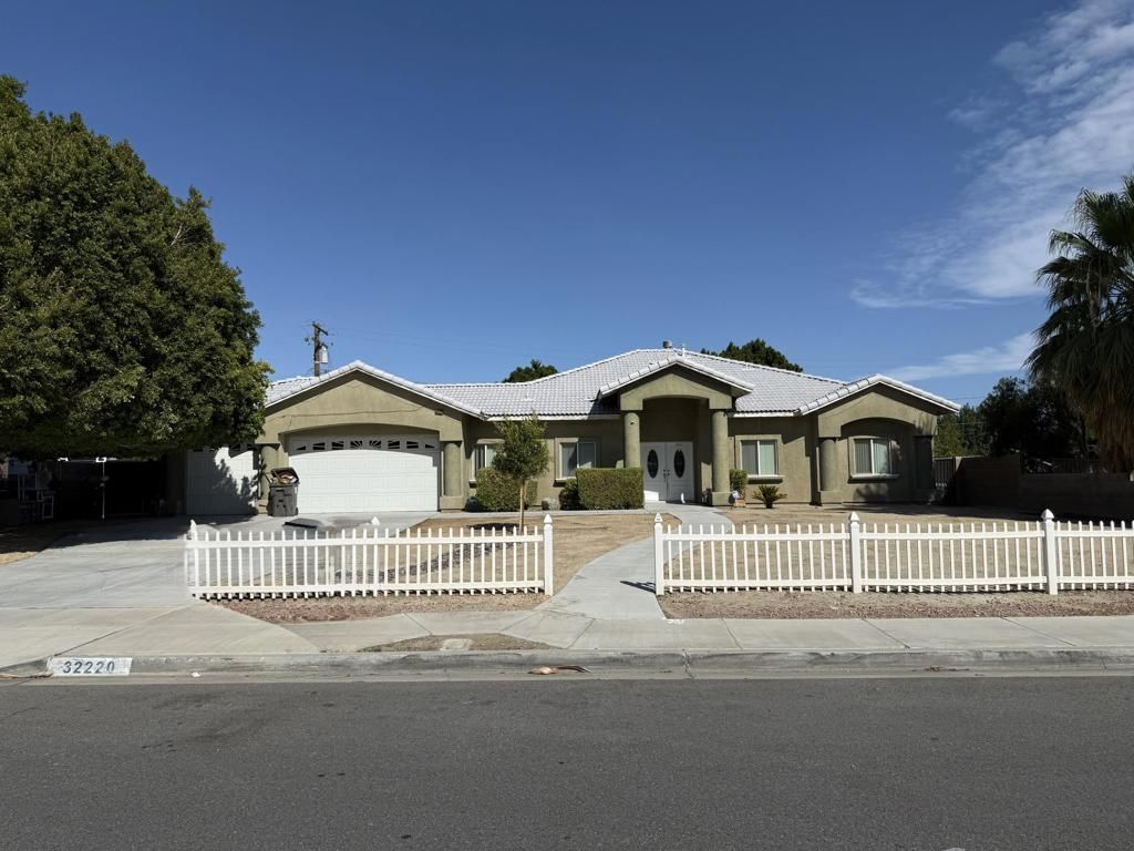 32220 Shifting Sands Trail, Cathedral City